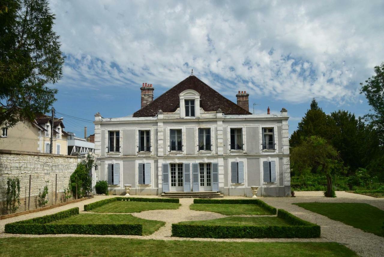 Hotel Particulier La Gobine Joigny Buitenkant foto